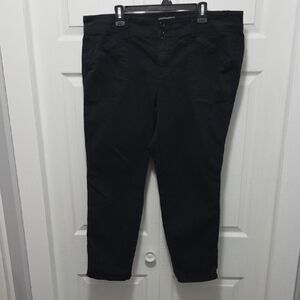 Torrid Size 20 Black Ankle Cropped Pants